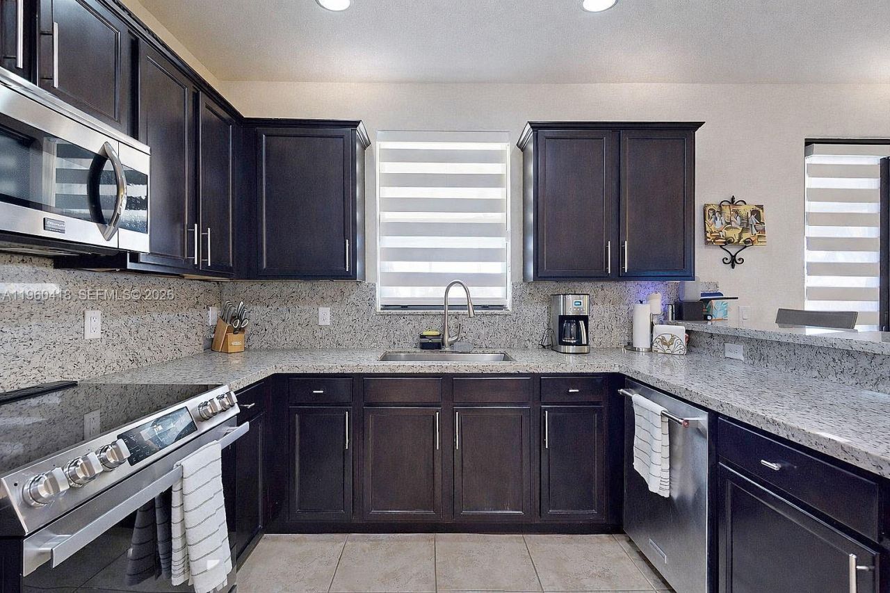 132 NE 26th Ave , Homestead, FL 33033 Photo