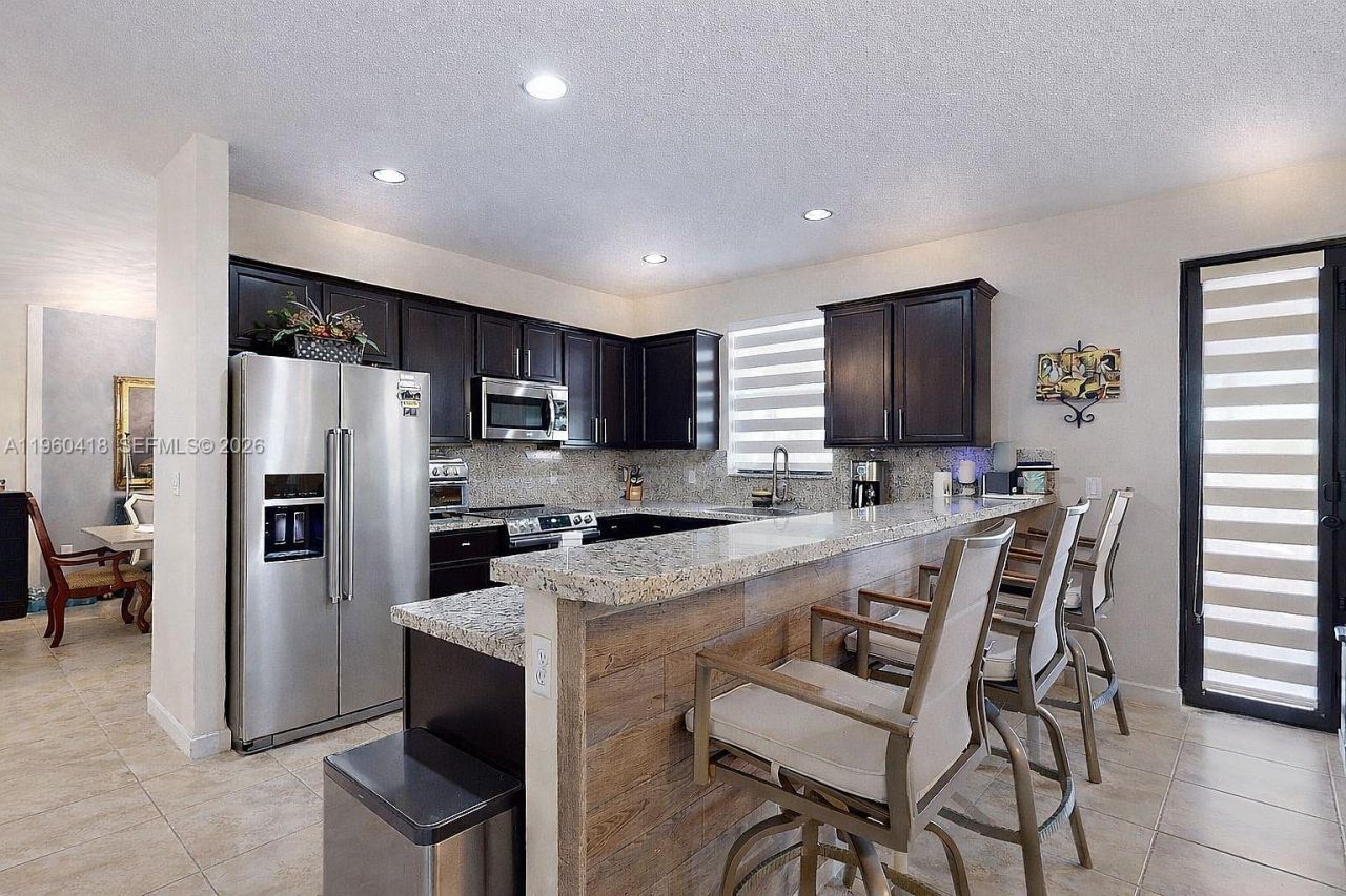 132 NE 26th Ave , Homestead, FL 33033 Photo