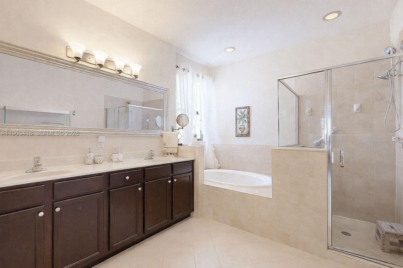 132 NE 26th Ave , Homestead, FL 33033 Photo