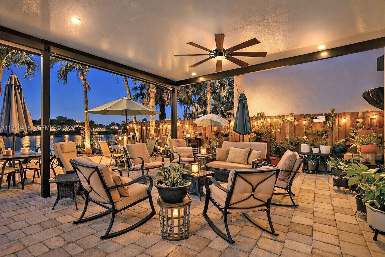 132 NE 26th Ave , Homestead, FL 33033 Photo