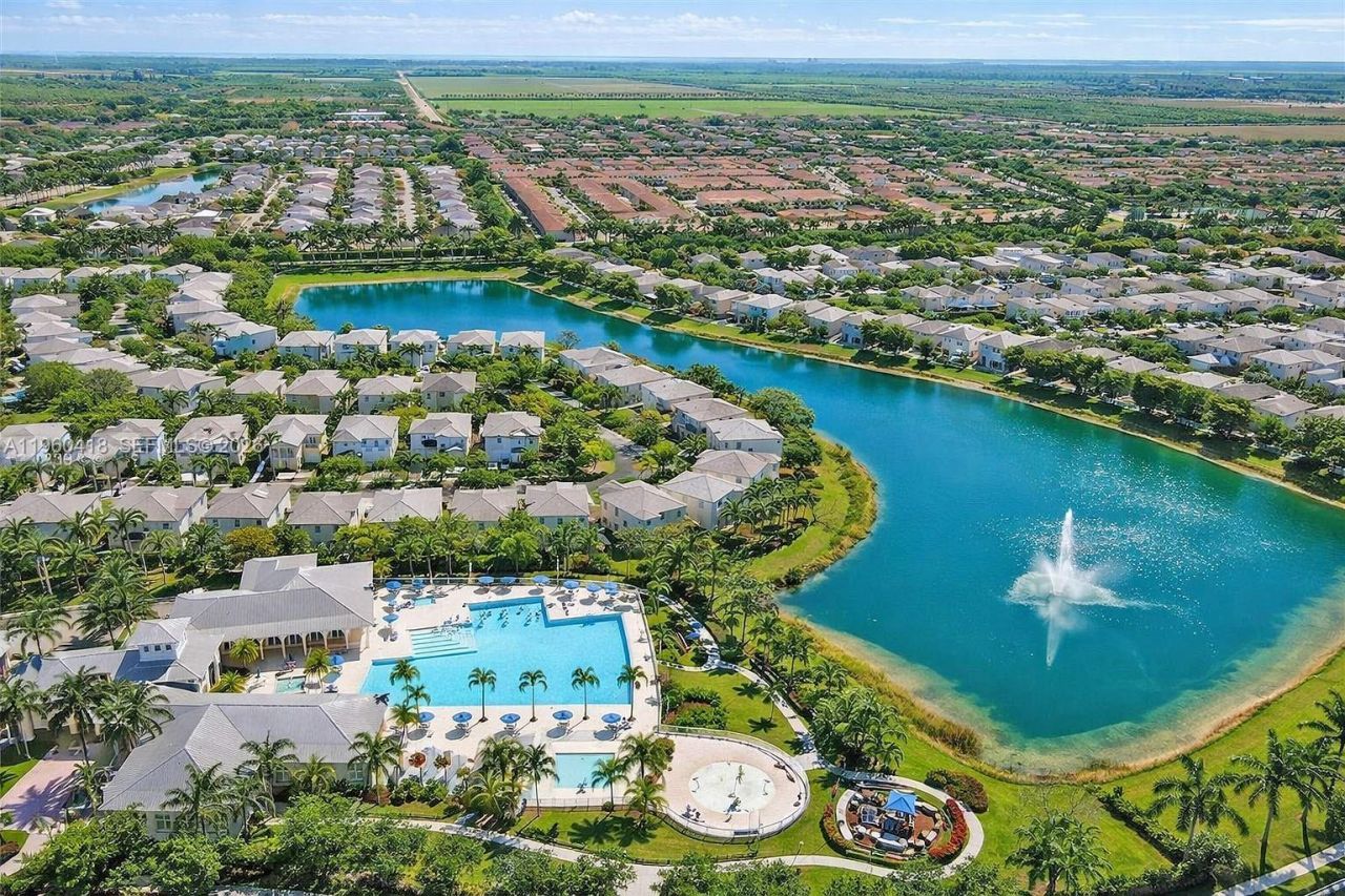 132 NE 26th Ave , Homestead, FL 33033 Photo