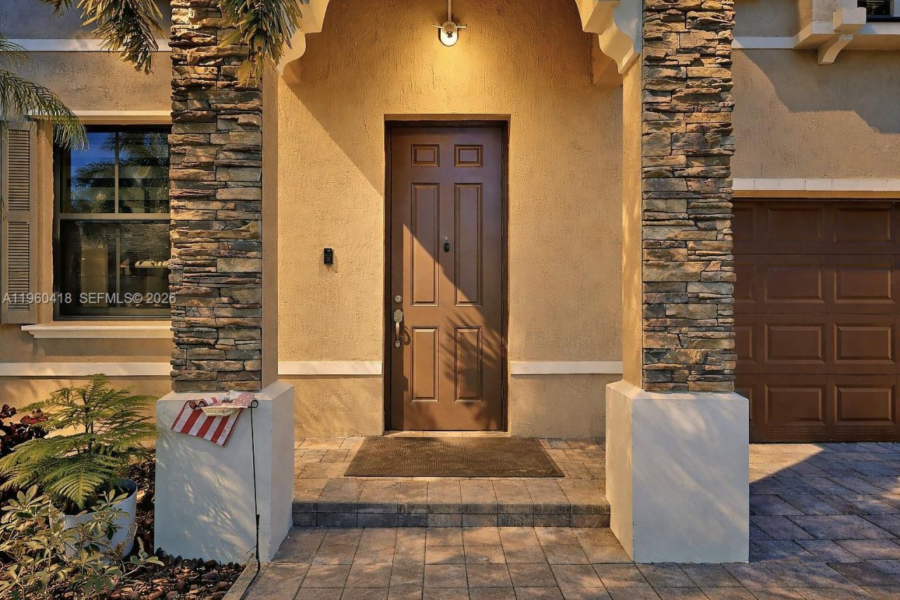 132 NE 26th Ave , Homestead, FL 33033 Photo