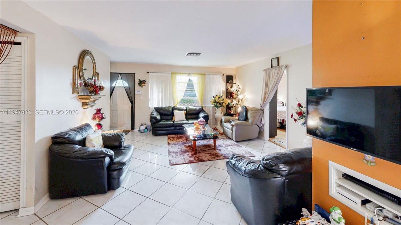 15621 SW 298th Ter, Homestead, FL 33033 Photo