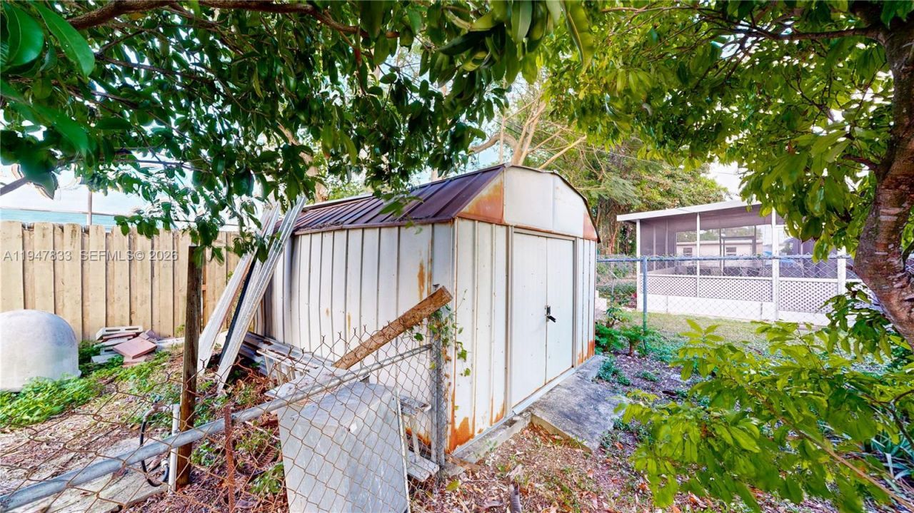 15621 SW 298th Ter, Homestead, FL 33033 Photo