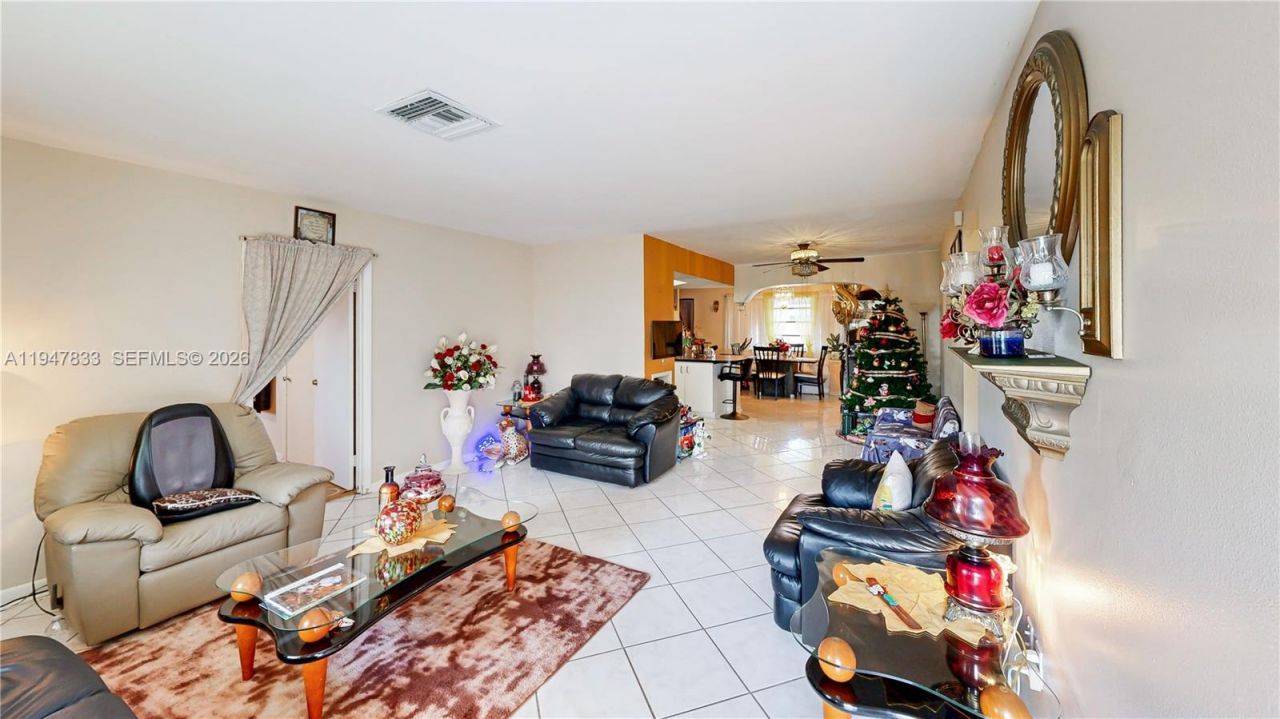 15621 SW 298th Ter, Homestead, FL 33033 Photo