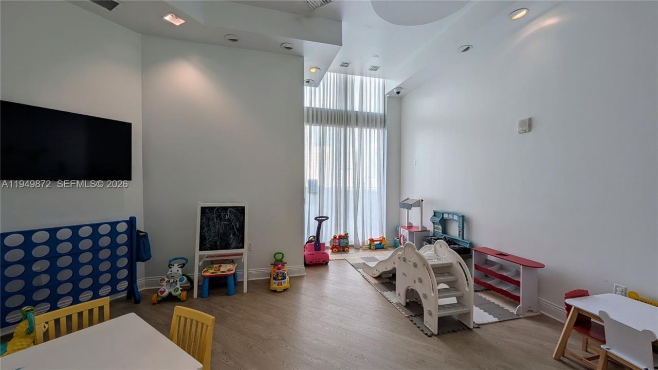 350 S Miami Ave , Unit 1901, Miami, FL 33130 Photo