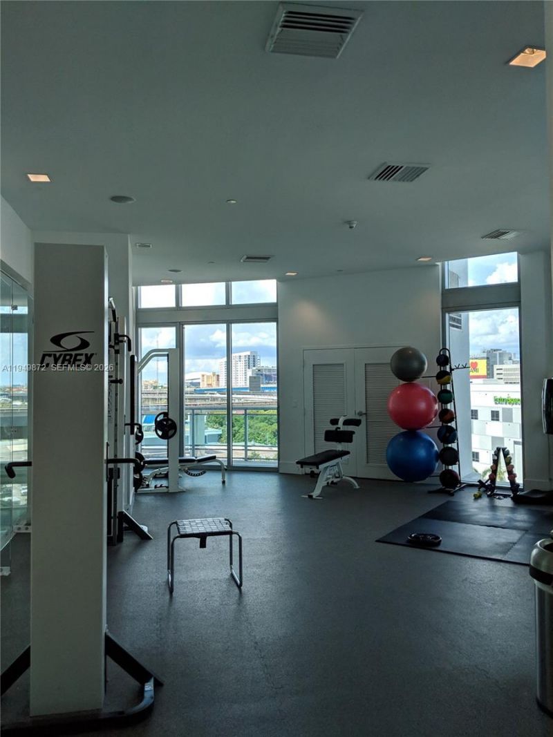 350 S Miami Ave , Unit 1901, Miami, FL 33130 Photo