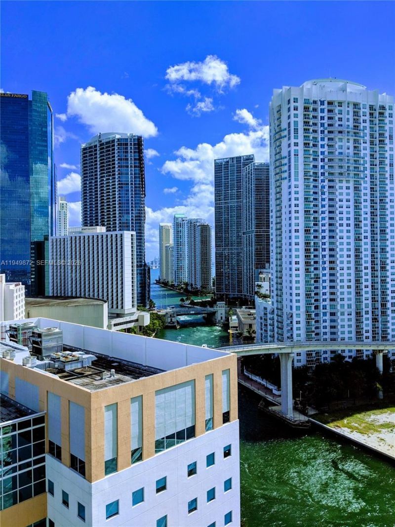 350 S Miami Ave , Unit 1901, Miami, FL 33130 Photo