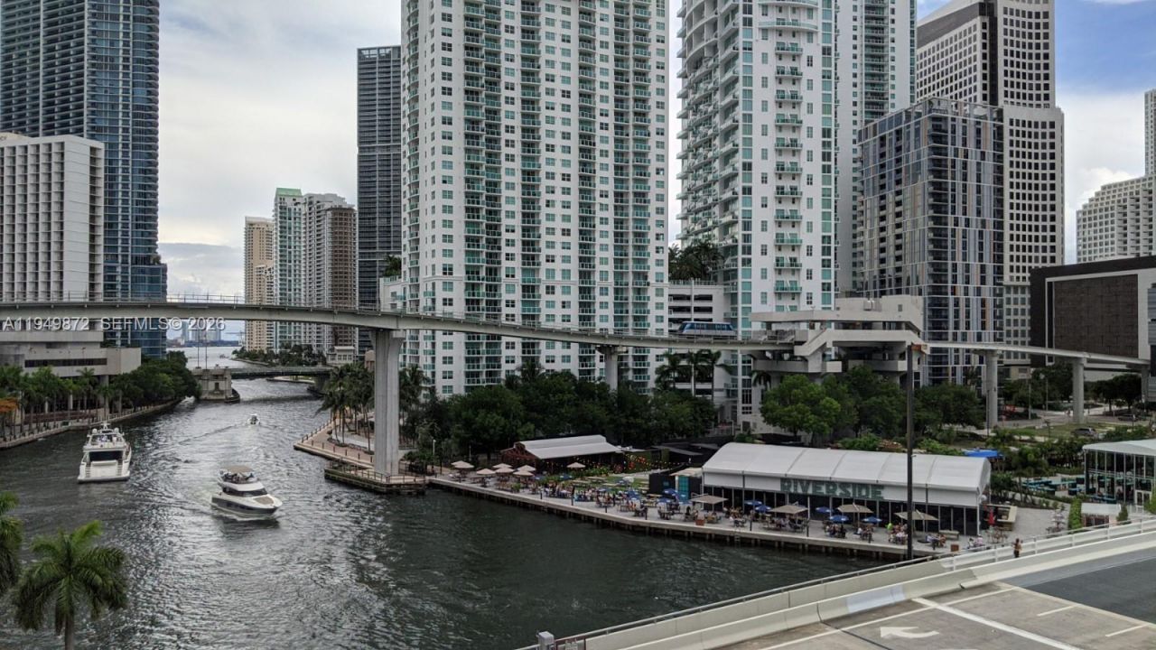 350 S Miami Ave , Unit 1901, Miami, FL 33130 Photo