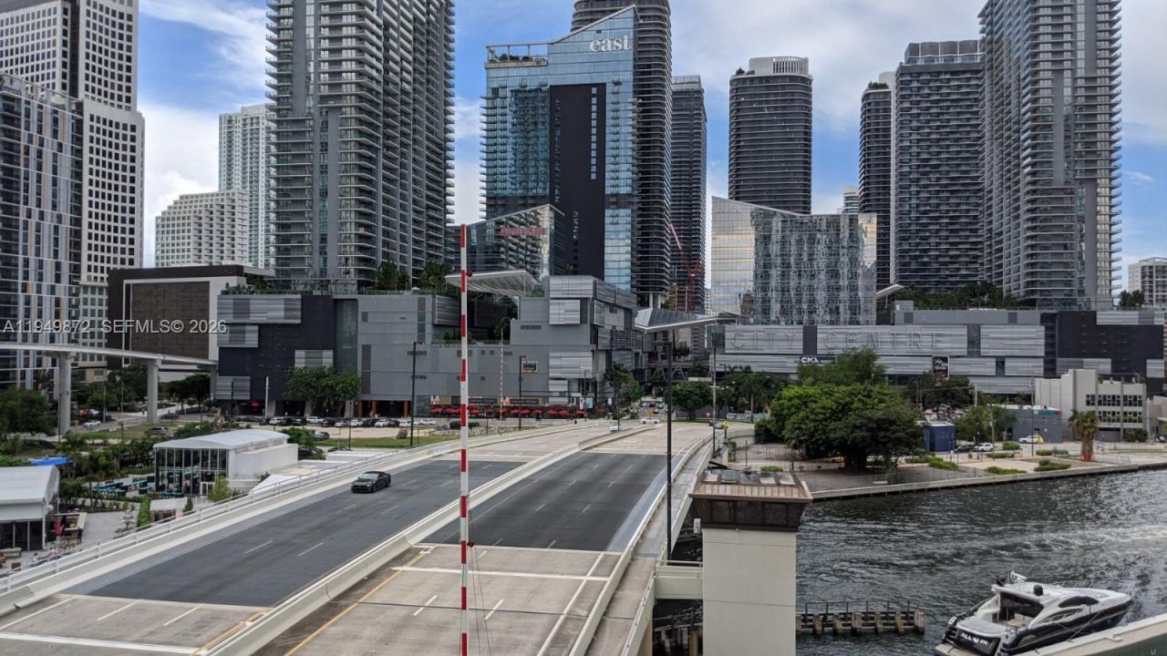 350 S Miami Ave , Unit 1901, Miami, FL 33130 Photo