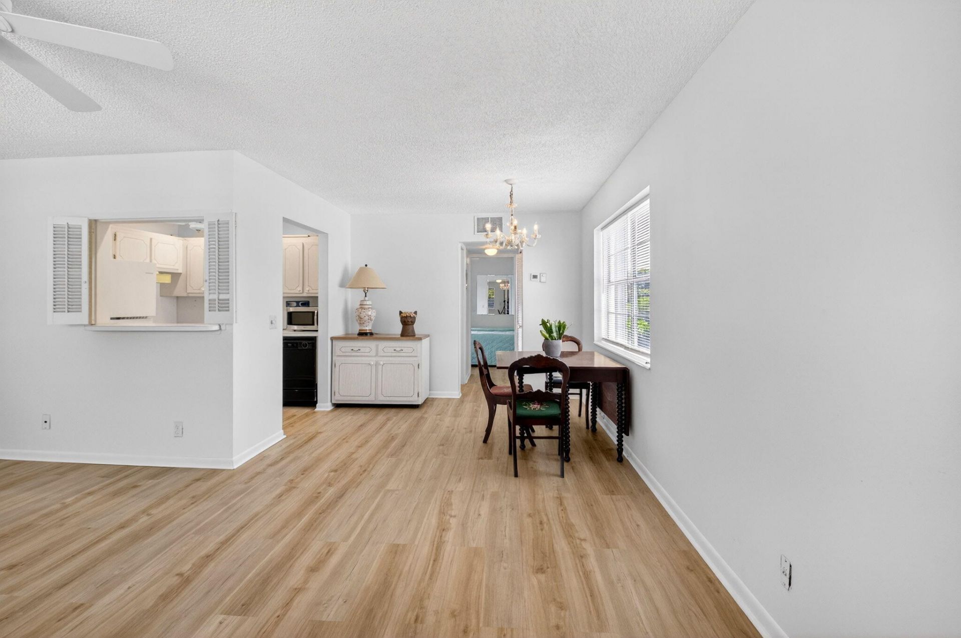 480 Horizon W, Unit 205, Boynton Beach, FL 33435 Photo