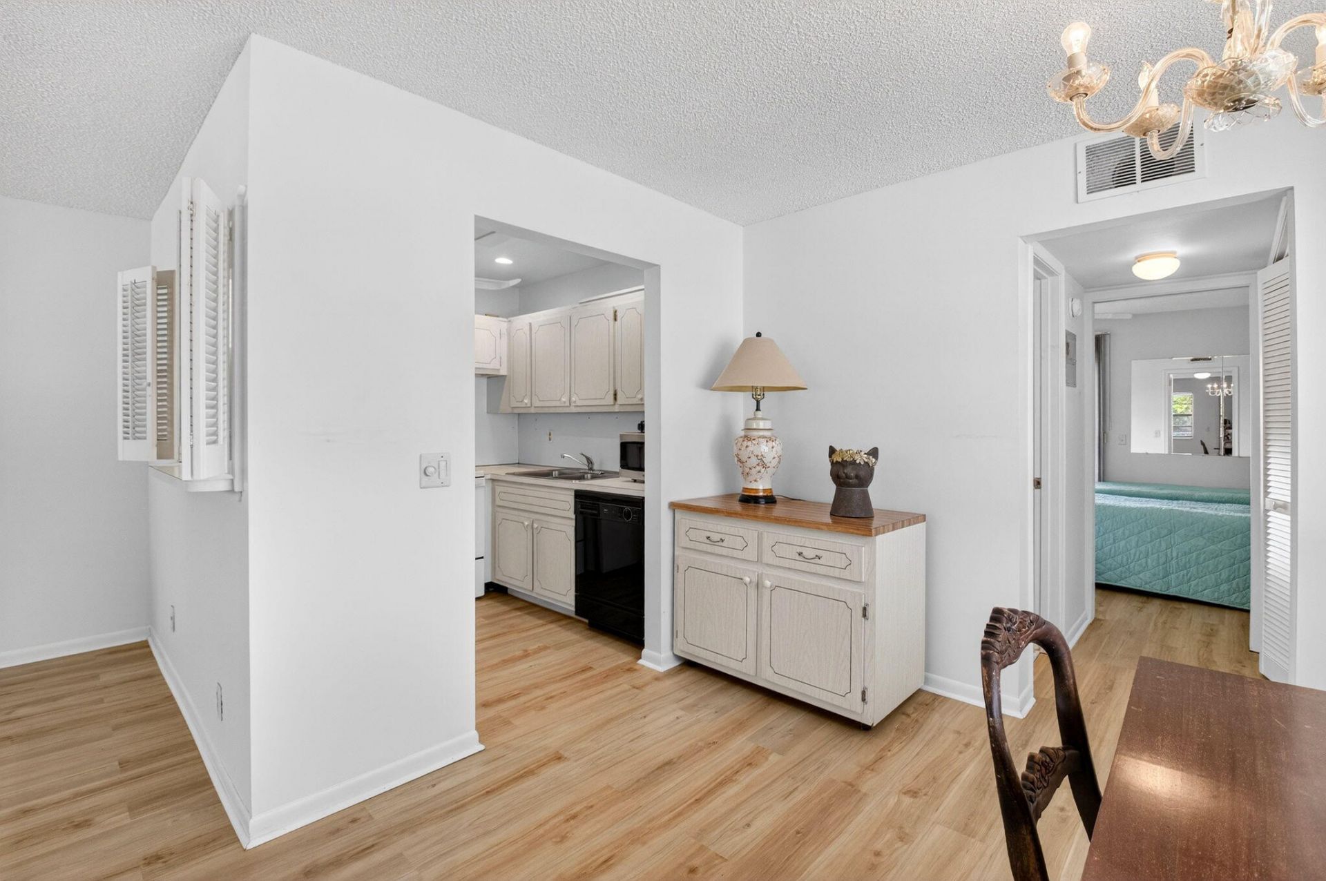 480 Horizon W, Unit 205, Boynton Beach, FL 33435 Photo