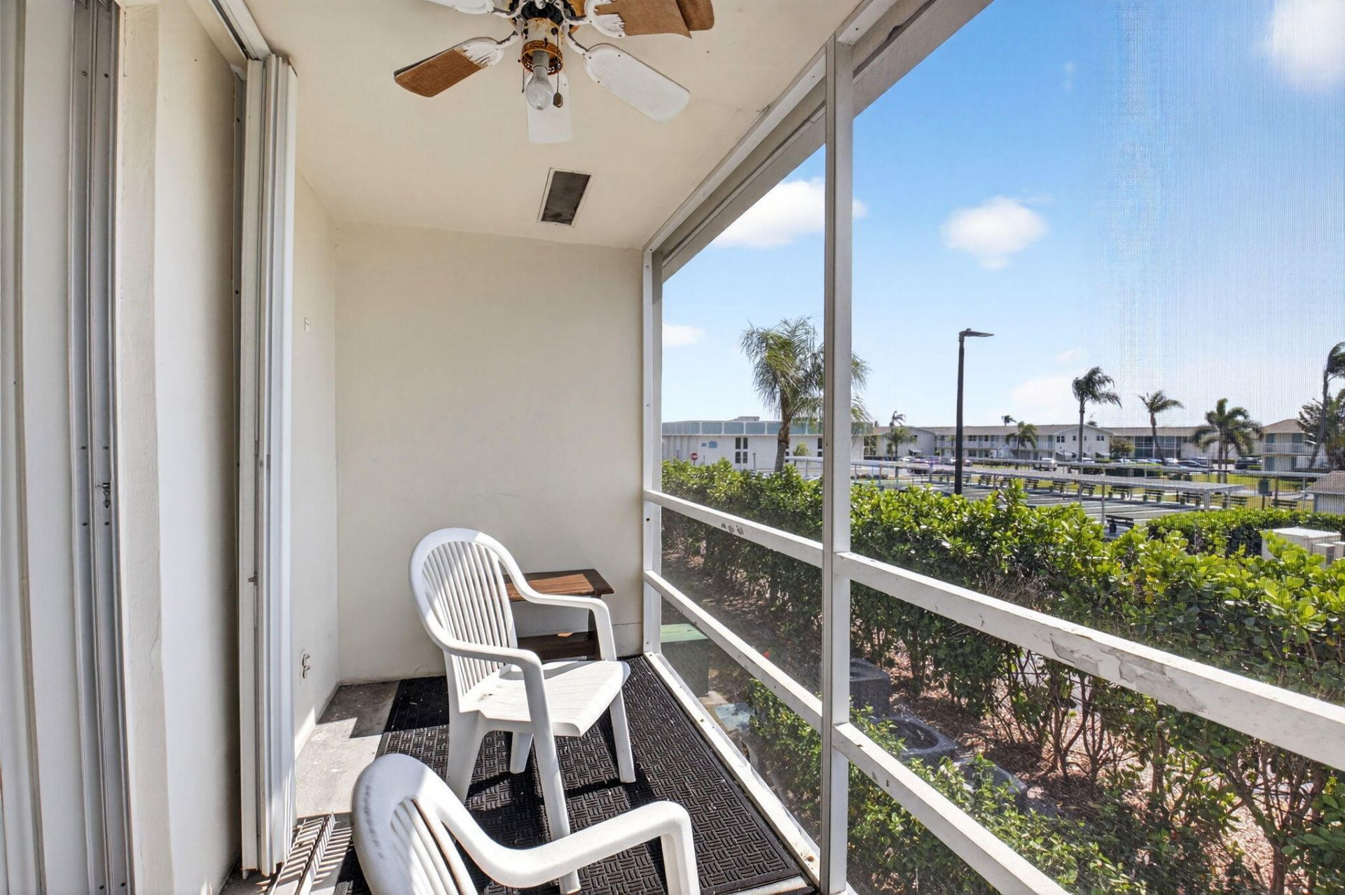 480 Horizon W, Unit 205, Boynton Beach, FL 33435 Photo