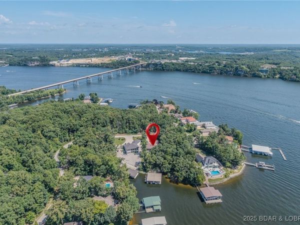 720 Via Del Lago Drive, Sunrise Beach, MO 65079