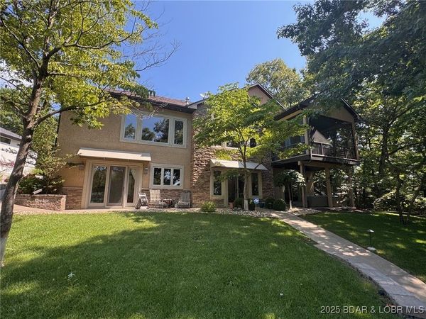 720 Via Del Lago Drive, Sunrise Beach, MO 65079