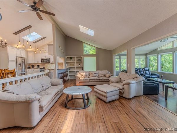 398 Moongate Drive , Osage Beach, MO 65065