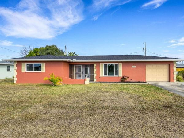 556 MIMOSA AVENUE NW, PORT CHARLOTTE, FL 33952