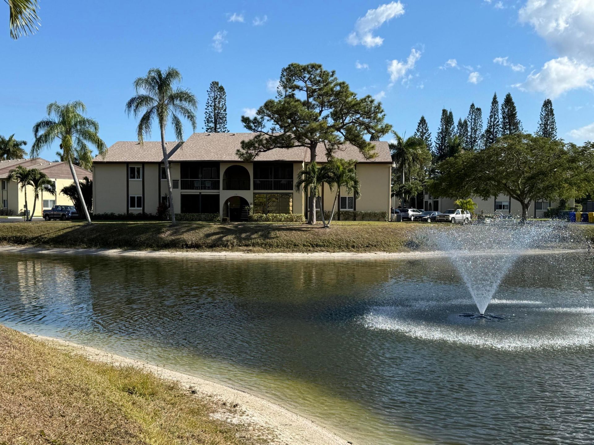 338 Pine Ridge Circle, Unit B-2, Greenacres, FL 33463 Photo