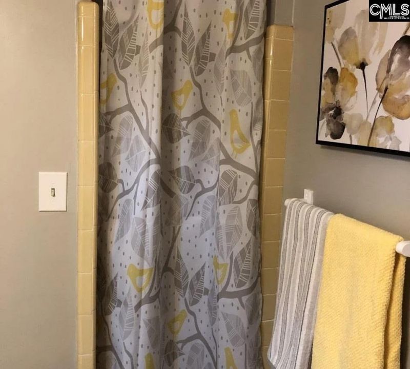 221 Hickory Hill Trail  Photo 9