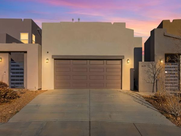 1630 Tierra Alta Court NW, Los Lunas, NM 87031