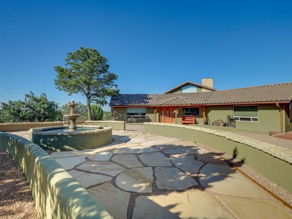 102 Rabbit Road, Santa Fe, NM 87508