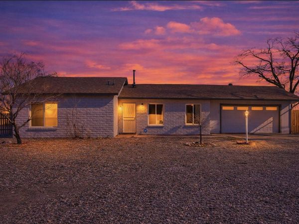 670 Polaris Boulevard SE, Rio Rancho, NM 87124