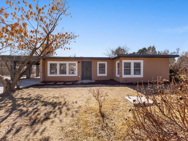 1420 Freeman Avenue NW, Albuquerque, NM 87107