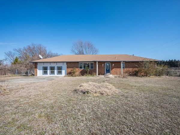 108174 N 3818 Road, Okemah, OK 74859