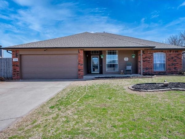 10536 NW 45th Court, Yukon, OK 73099