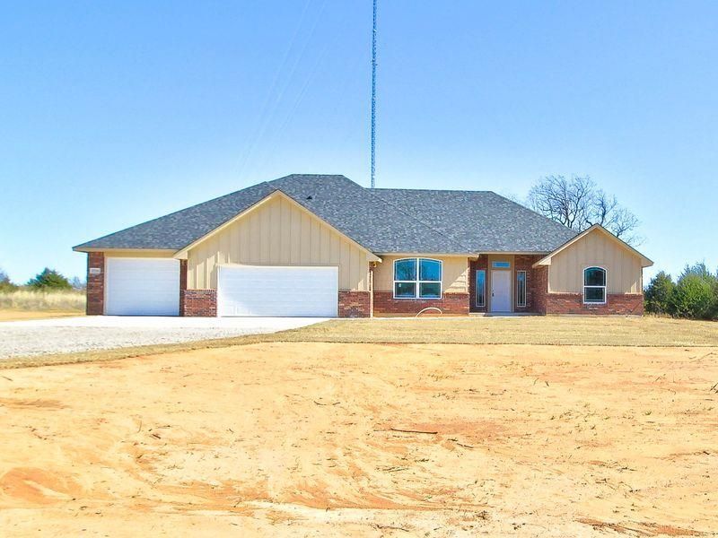 870194 Red Stone Circle, Chandler, OK 74834 Main Photo