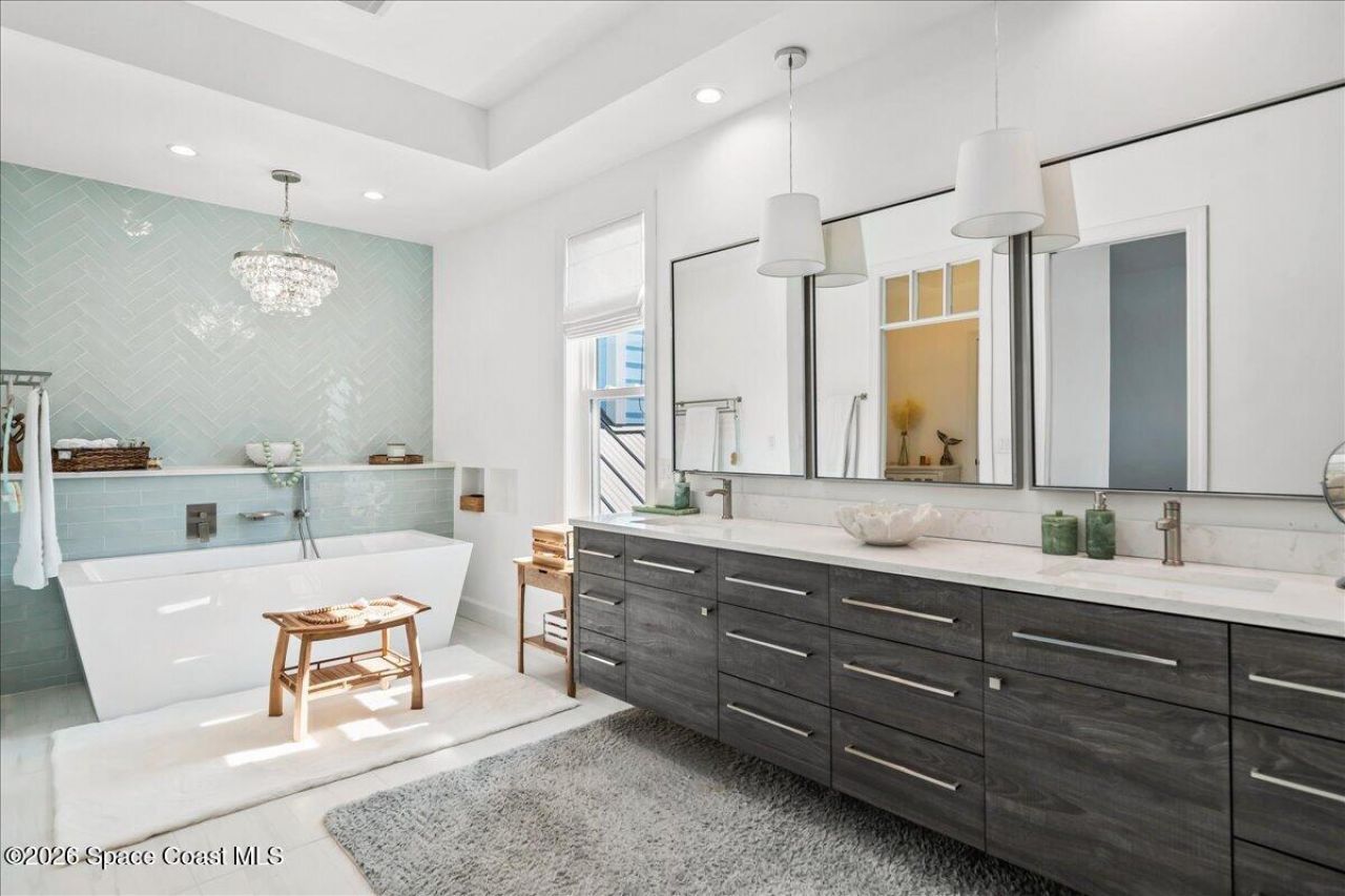 4737 S Tropical Trail, Merritt Island, FL 32952 Photo