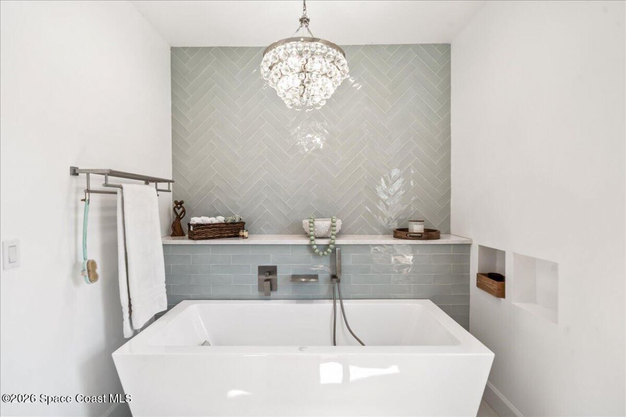 4737 S Tropical Trail, Merritt Island, FL 32952 Photo