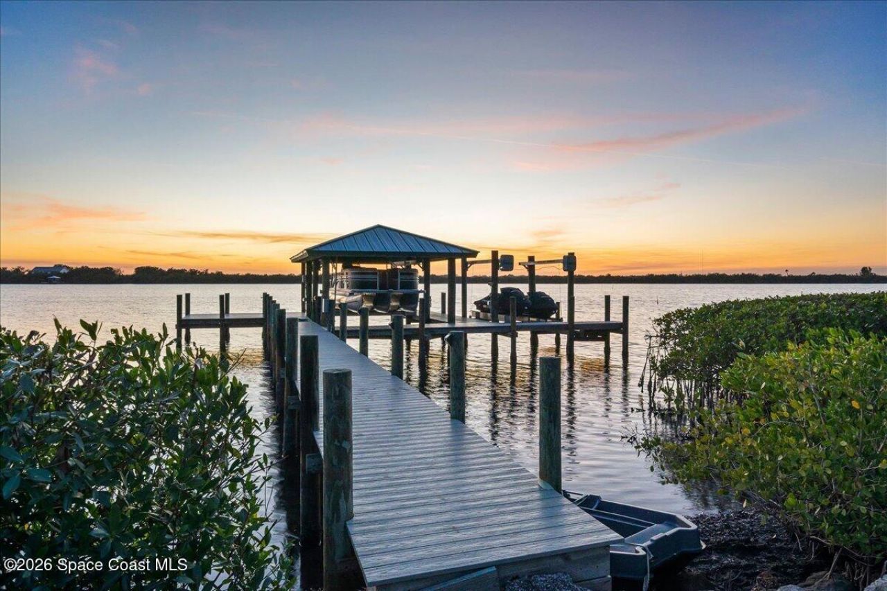 4737 S Tropical Trail, Merritt Island, FL 32952 Photo