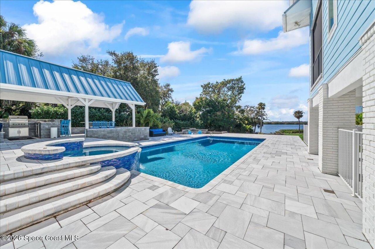 4737 S Tropical Trail, Merritt Island, FL 32952 Photo