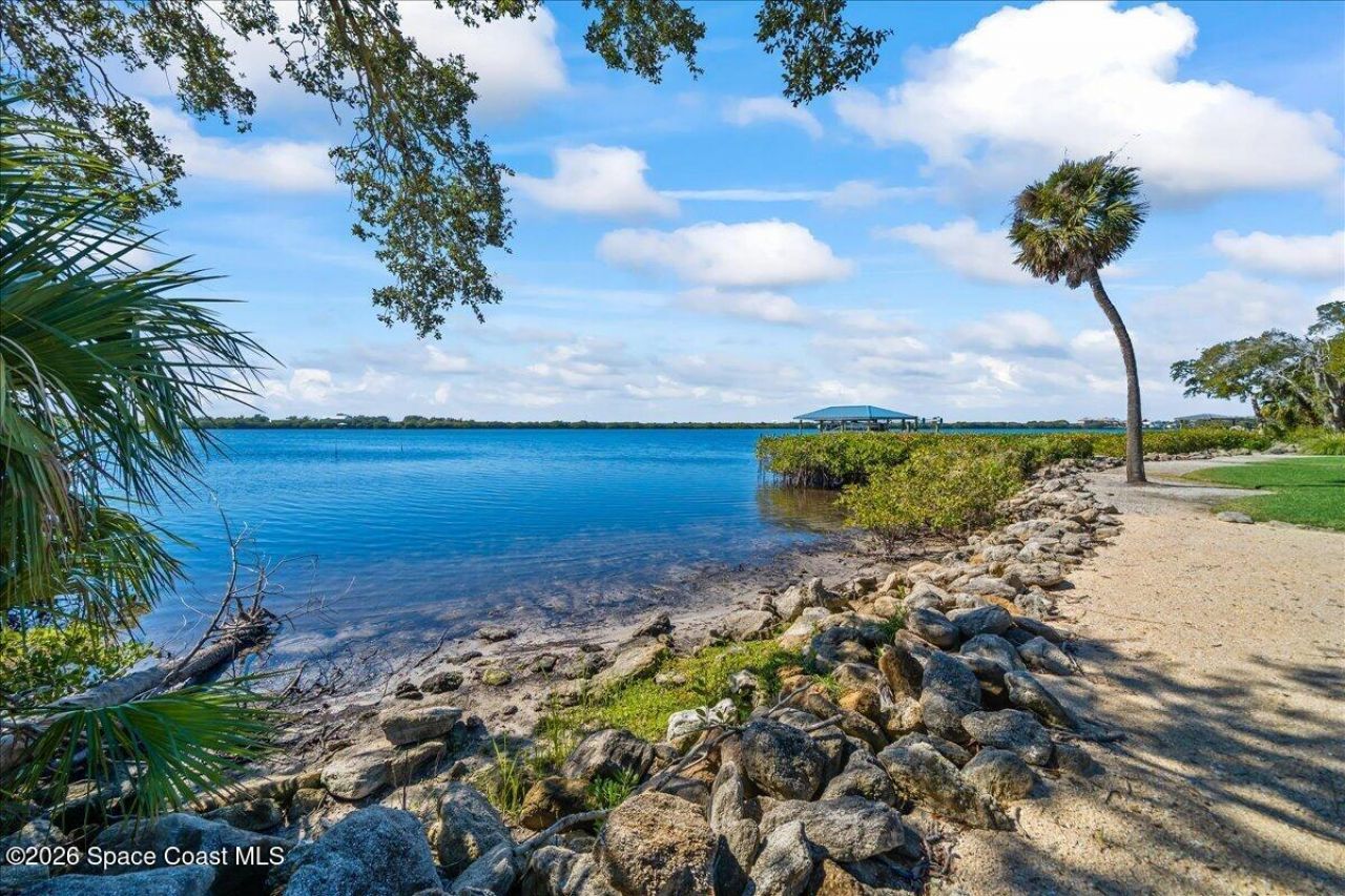 4737 S Tropical Trail, Merritt Island, FL 32952 Photo