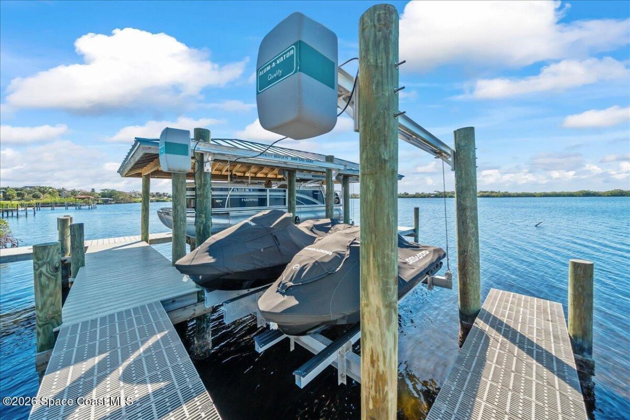 4737 S Tropical Trail, Merritt Island, FL 32952 Photo