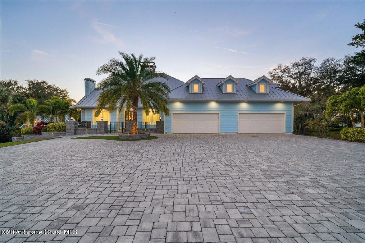 4737 S Tropical Trail, Merritt Island, FL 32952 Photo