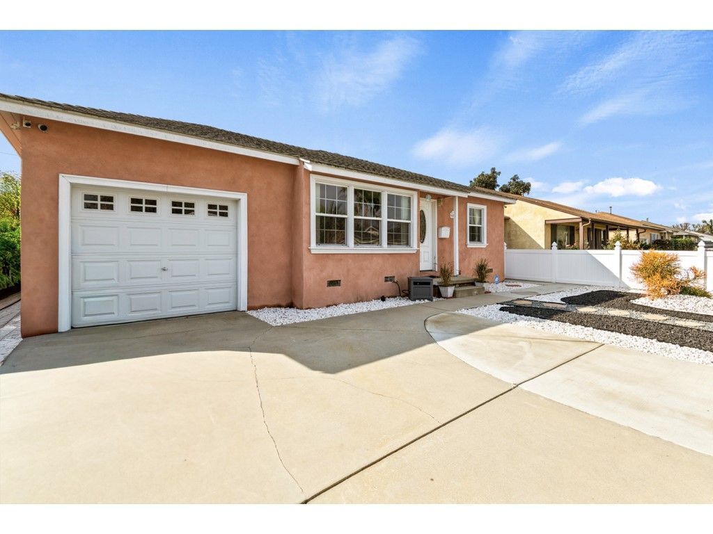 9872 Potter Street, Bellflower, CA 90706 Main Photo