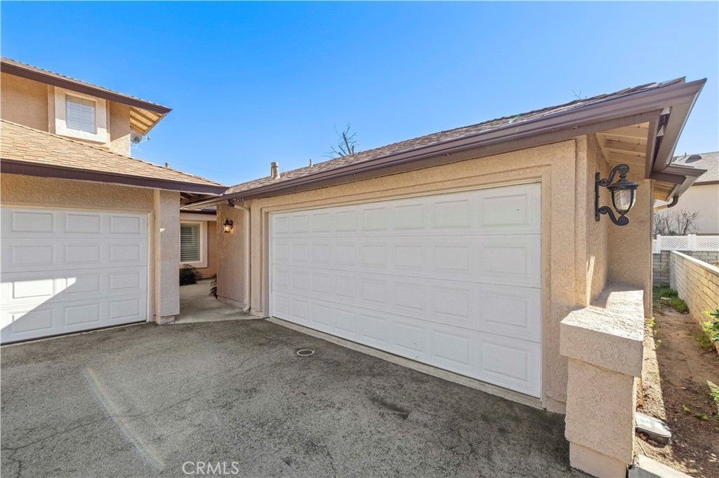 22914 Banyan Place, Unit 202, Saugus, CA 91390 Main Photo