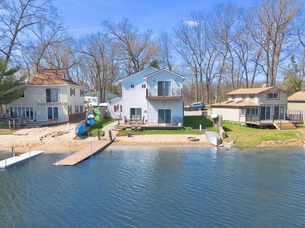 3070 Steeple Hill Road, White Lake, MI 48383