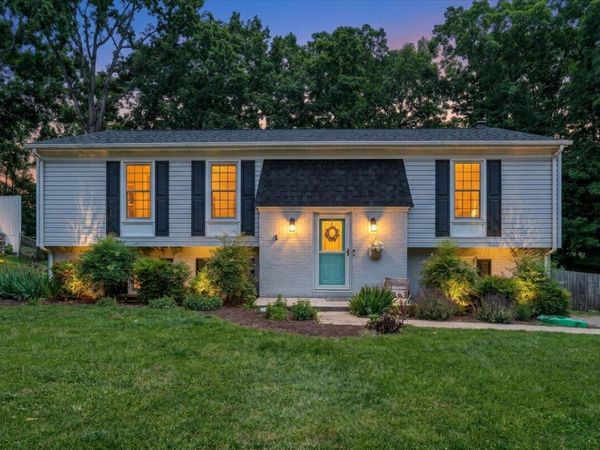 2919 Purple Finch RD, Roanoke, VA 24018