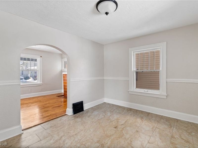 1824 Root Avenue NE, Canton, OH 44705 Photo 10