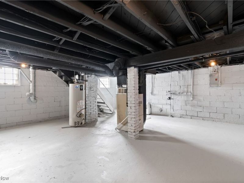 1824 Root Avenue NE, Canton, OH 44705 Photo 23