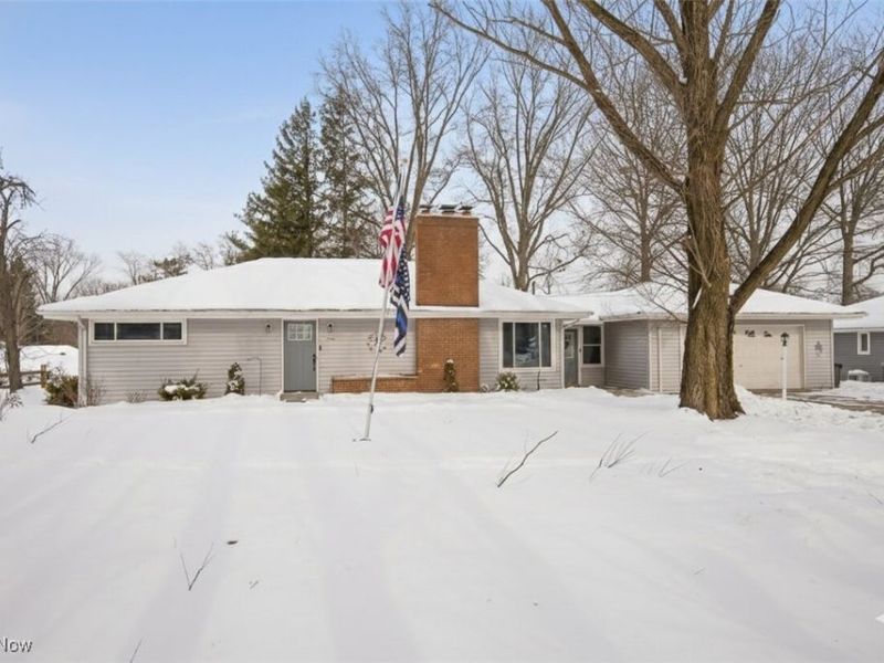 15446 Drake Road, Strongsville, OH 44136 Photo 2