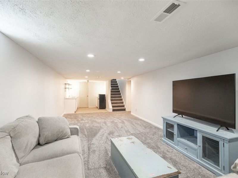 15446 Drake Road, Strongsville, OH 44136 Photo 29