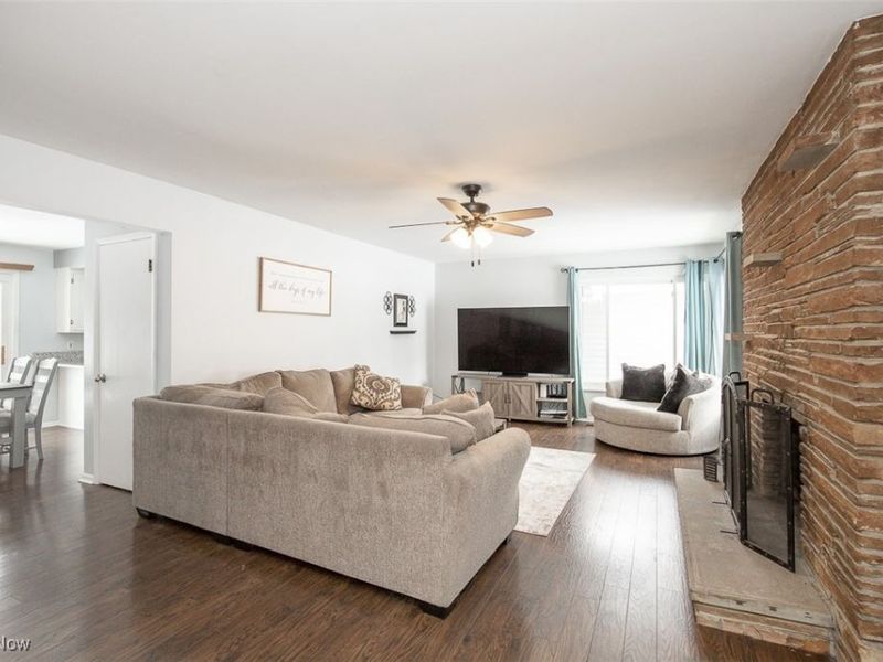 15446 Drake Road, Strongsville, OH 44136 Photo 9