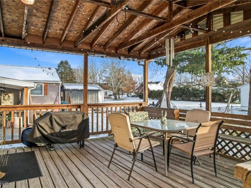 327 W Park Avenue, Hubbard, OH 44425 Photo 11