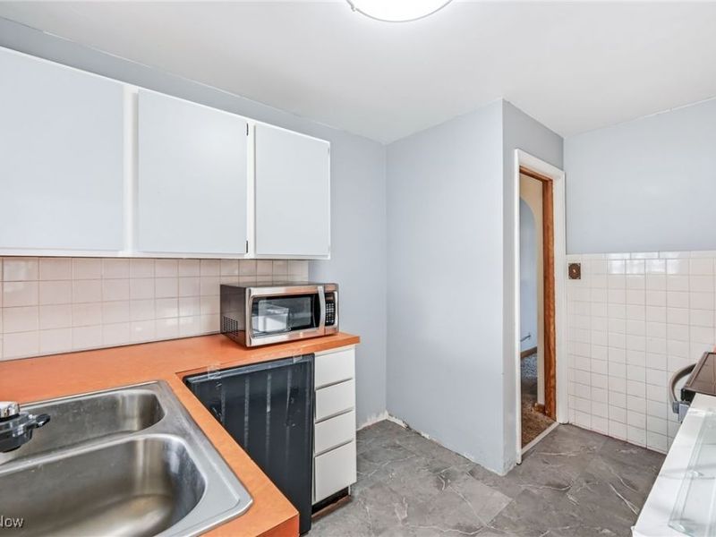 327 W Park Avenue, Hubbard, OH 44425 Photo 29