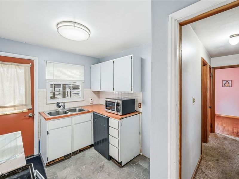 327 W Park Avenue, Hubbard, OH 44425 Photo 31