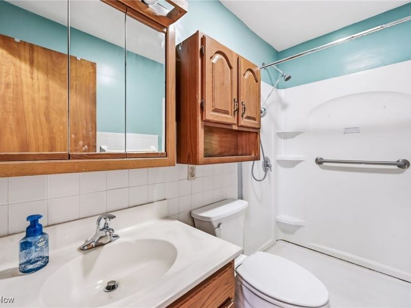 327 W Park Avenue, Hubbard, OH 44425 Photo 32